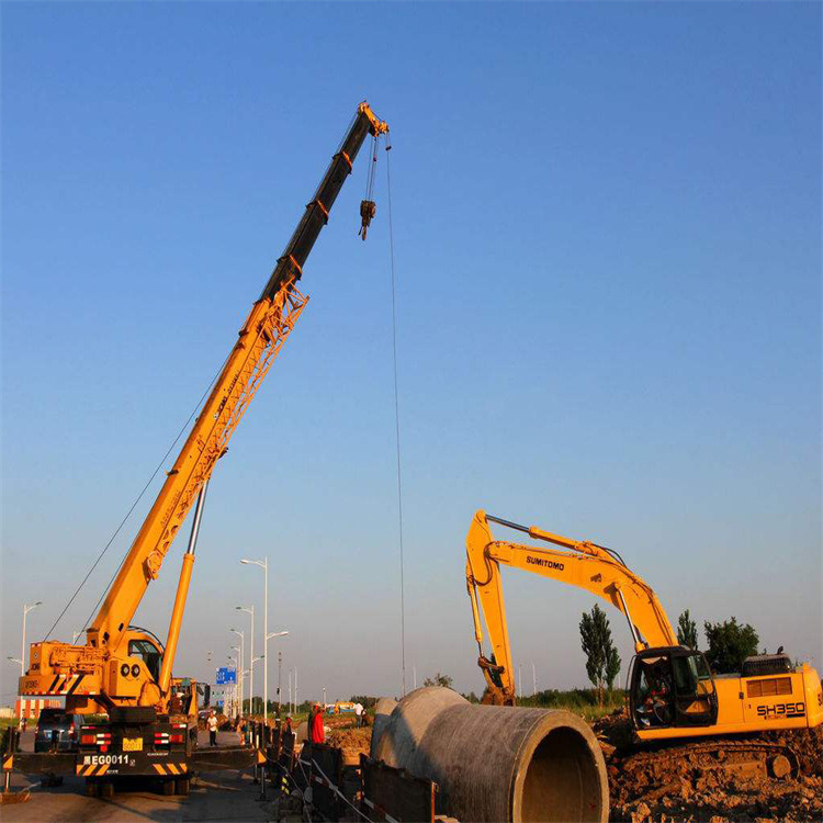 博山25吨吊车吊8吨,最远吊多少米